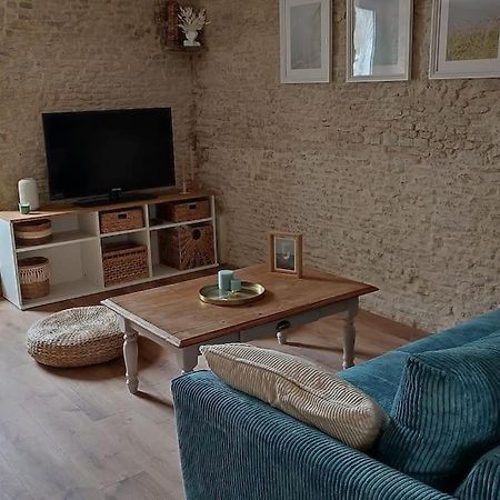 Appartement Avec Jardin Et Acces Mer 그랑캉프-메지 외부 사진